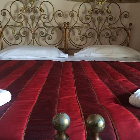 La Piazzetta Toscana B&B Campiglia Marittima Habitación foto