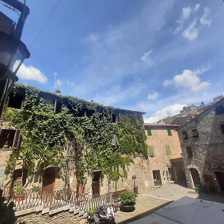 La Piazzetta Toscana B&B Campiglia Marittima Exterior foto